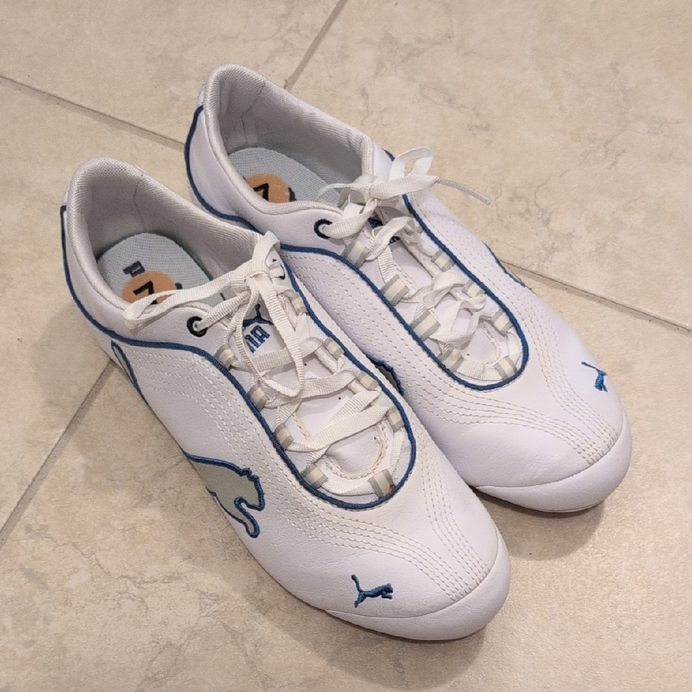 Puma Men's White and Blue Sneakers